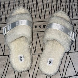 UGG Sherpa Slides